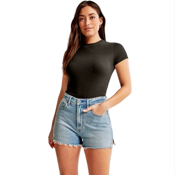 Abercrombie & Fitch Pants - Abercrombie 18 (34) Mom Denim Shorts High Rise Curve Love Jeans Cutoffs